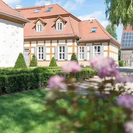 Apartment Schloss Beuchow Luebbenau