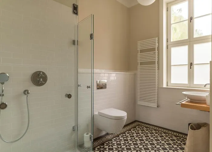 Schloss Beuchow לובנאו